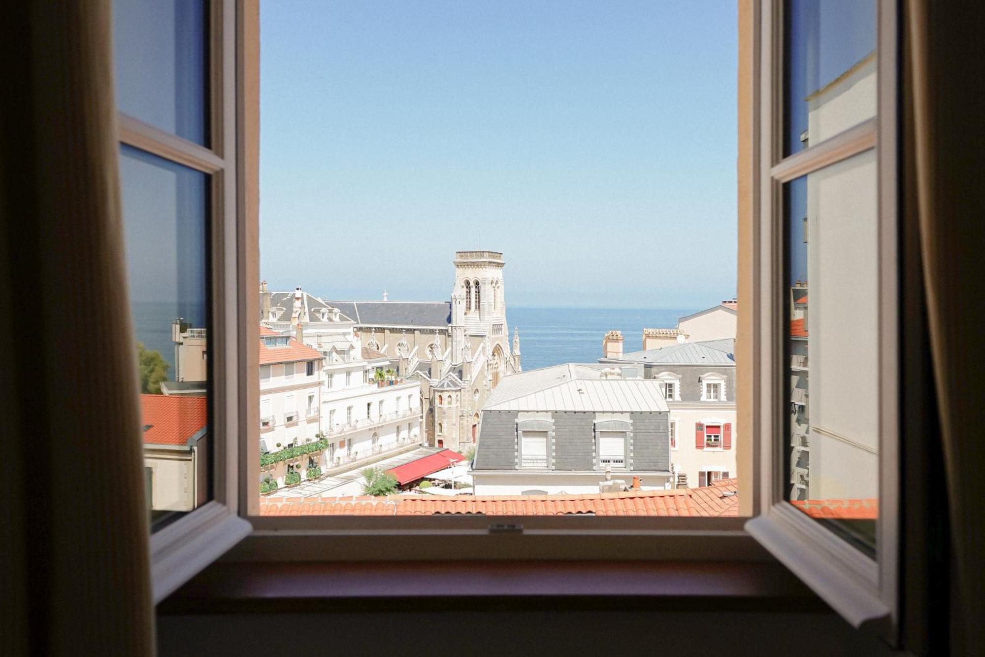 Alfred Hotels Les Halles Biarritz Esterno foto