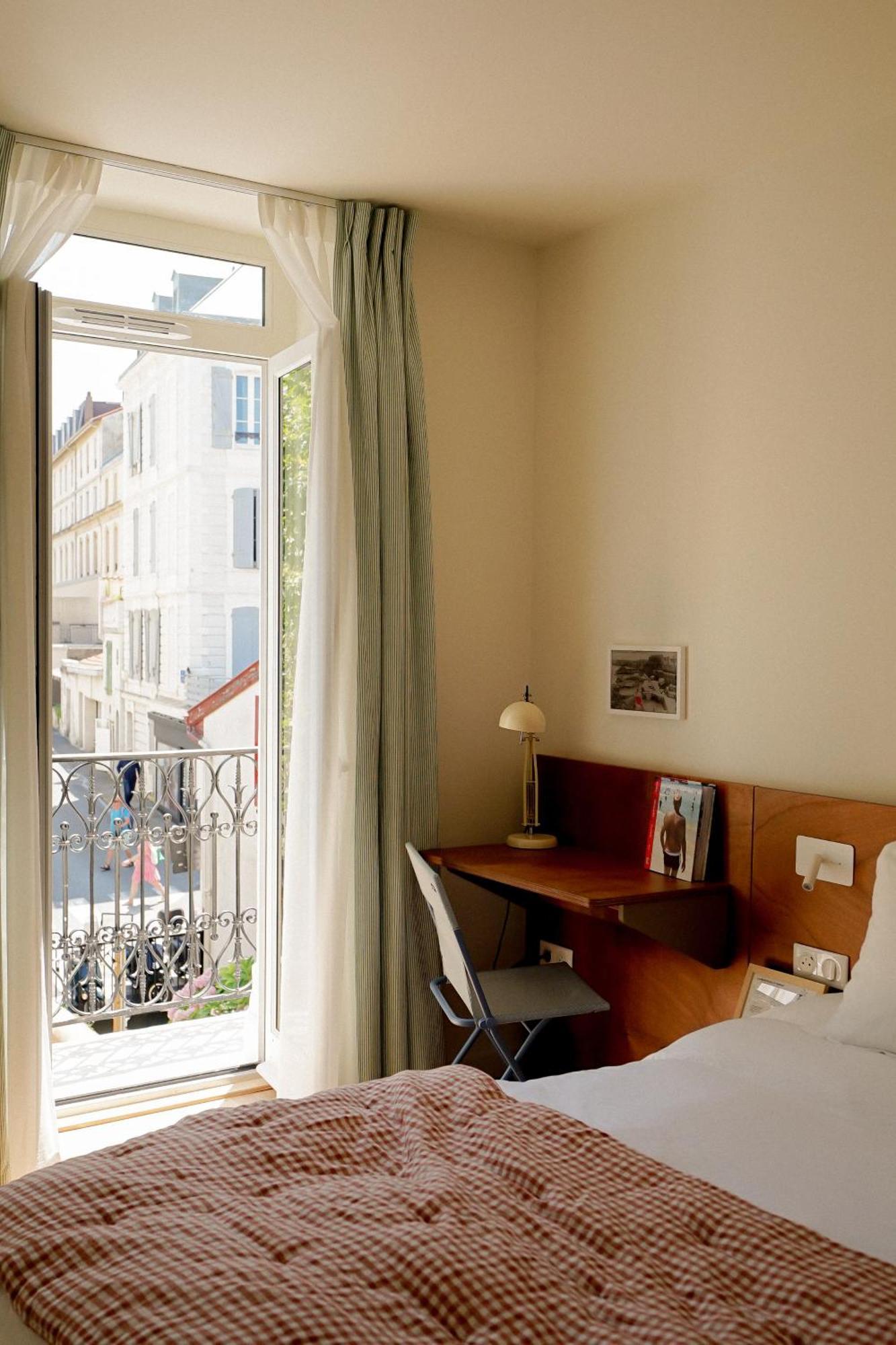 Alfred Hotels Les Halles Biarritz Esterno foto