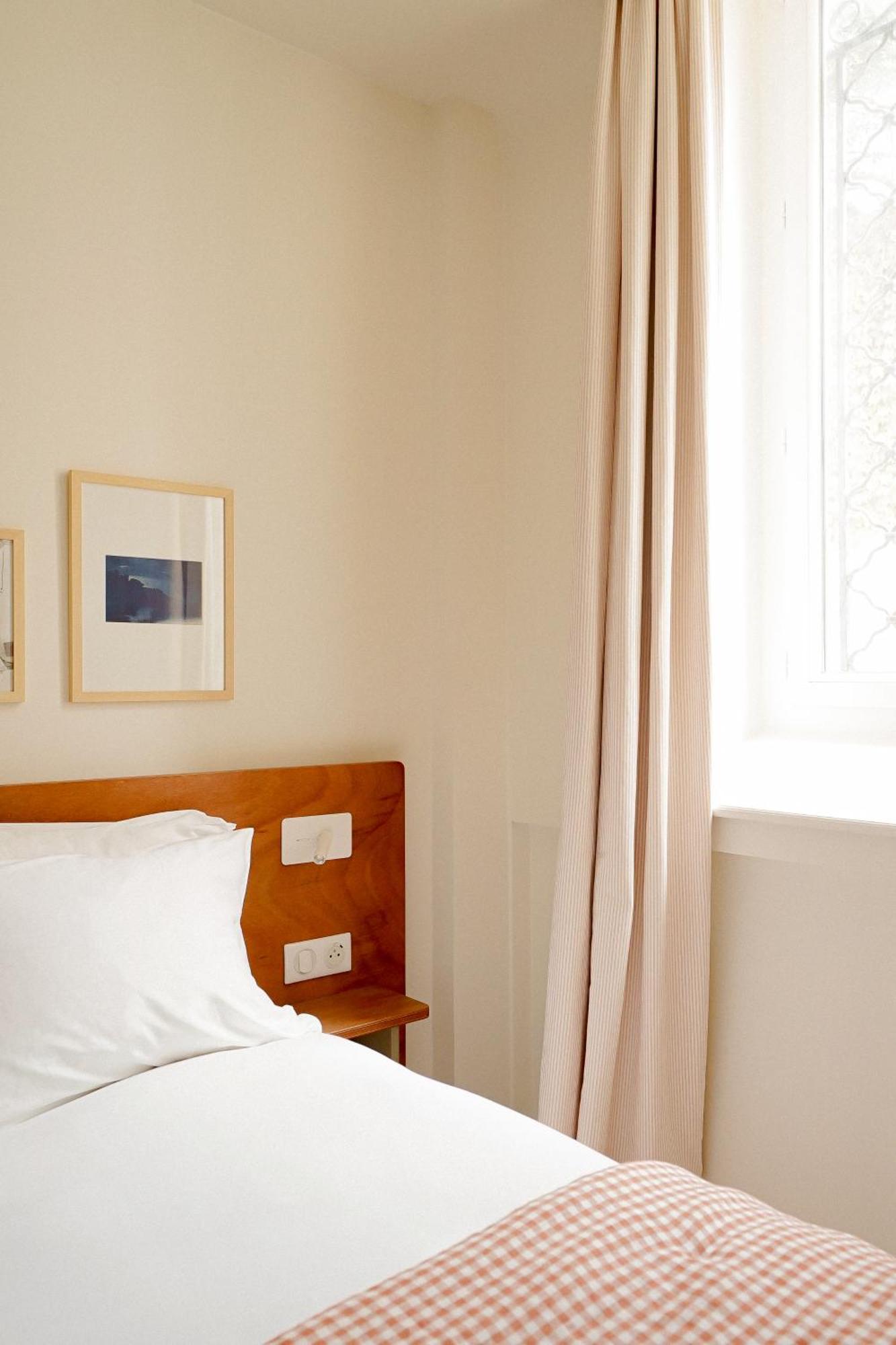 Alfred Hotels Les Halles Biarritz Esterno foto