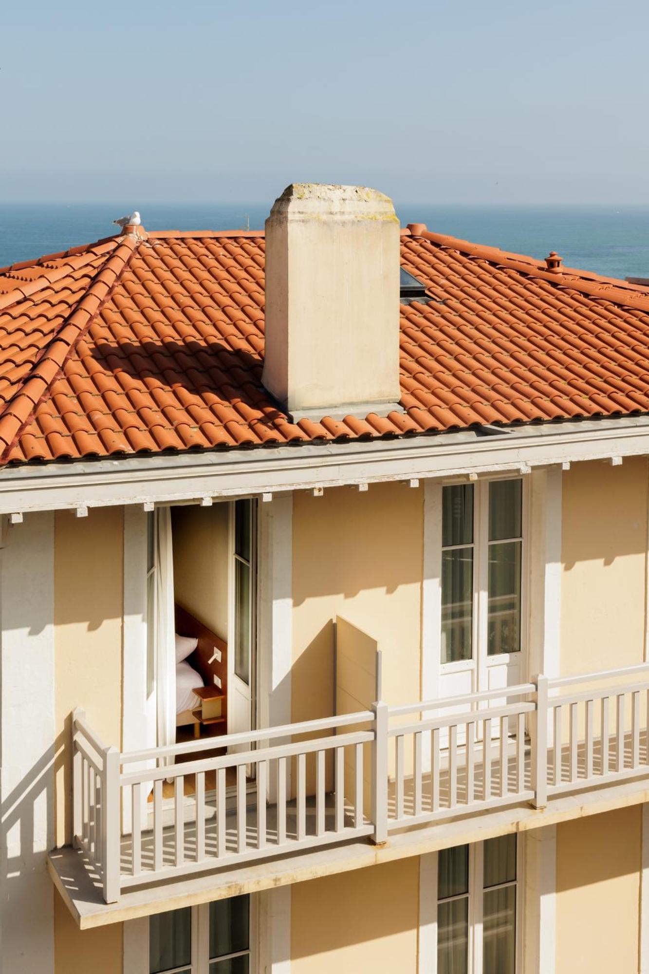 Alfred Hotels Les Halles Biarritz Esterno foto
