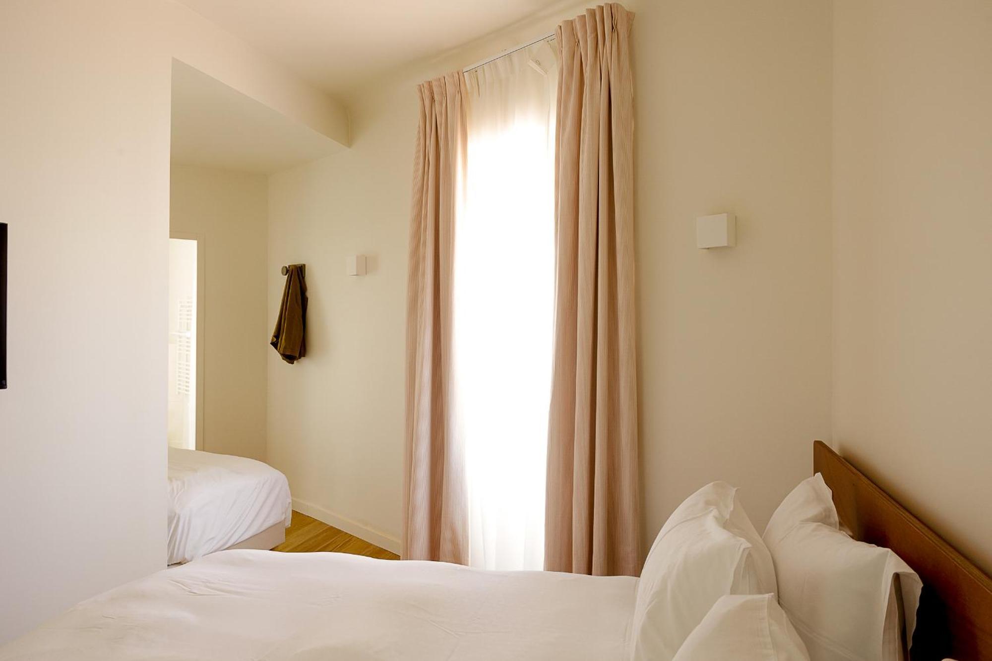 Alfred Hotels Les Halles Biarritz Esterno foto
