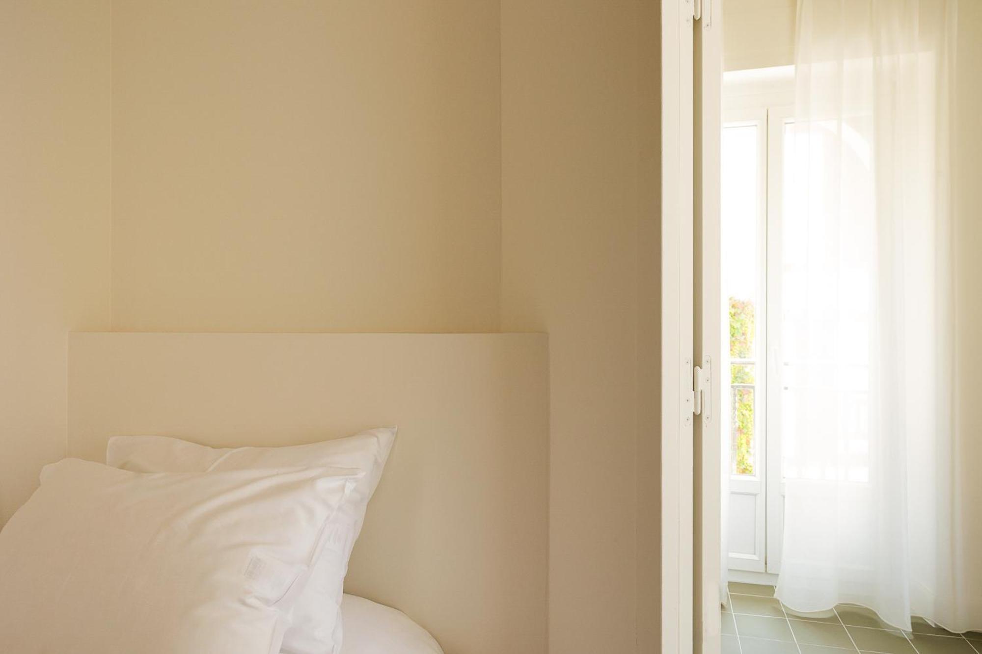 Alfred Hotels Les Halles Biarritz Esterno foto