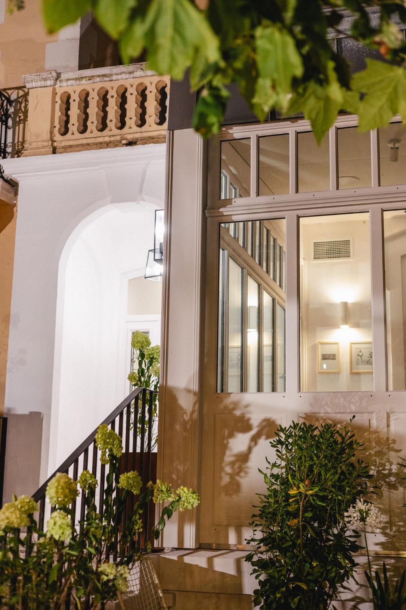 Alfred Hotels Les Halles Biarritz Esterno foto