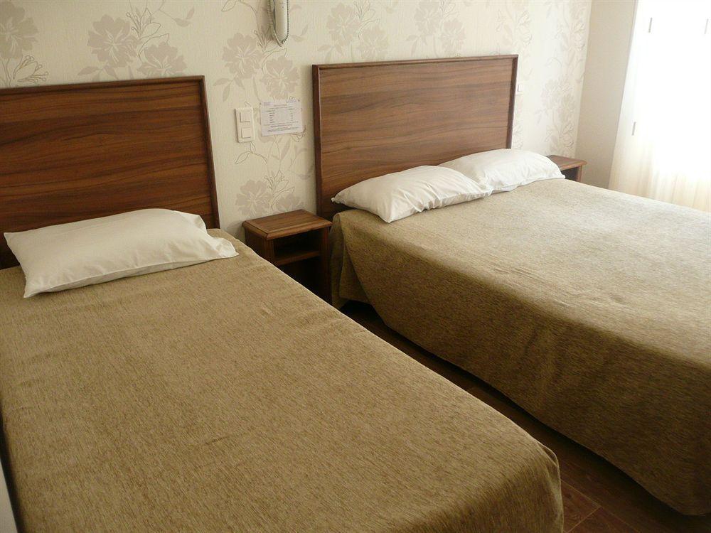 Alfred Hotels Les Halles Biarritz Esterno foto